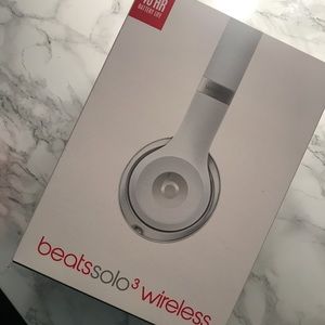 Beats wireless headphones